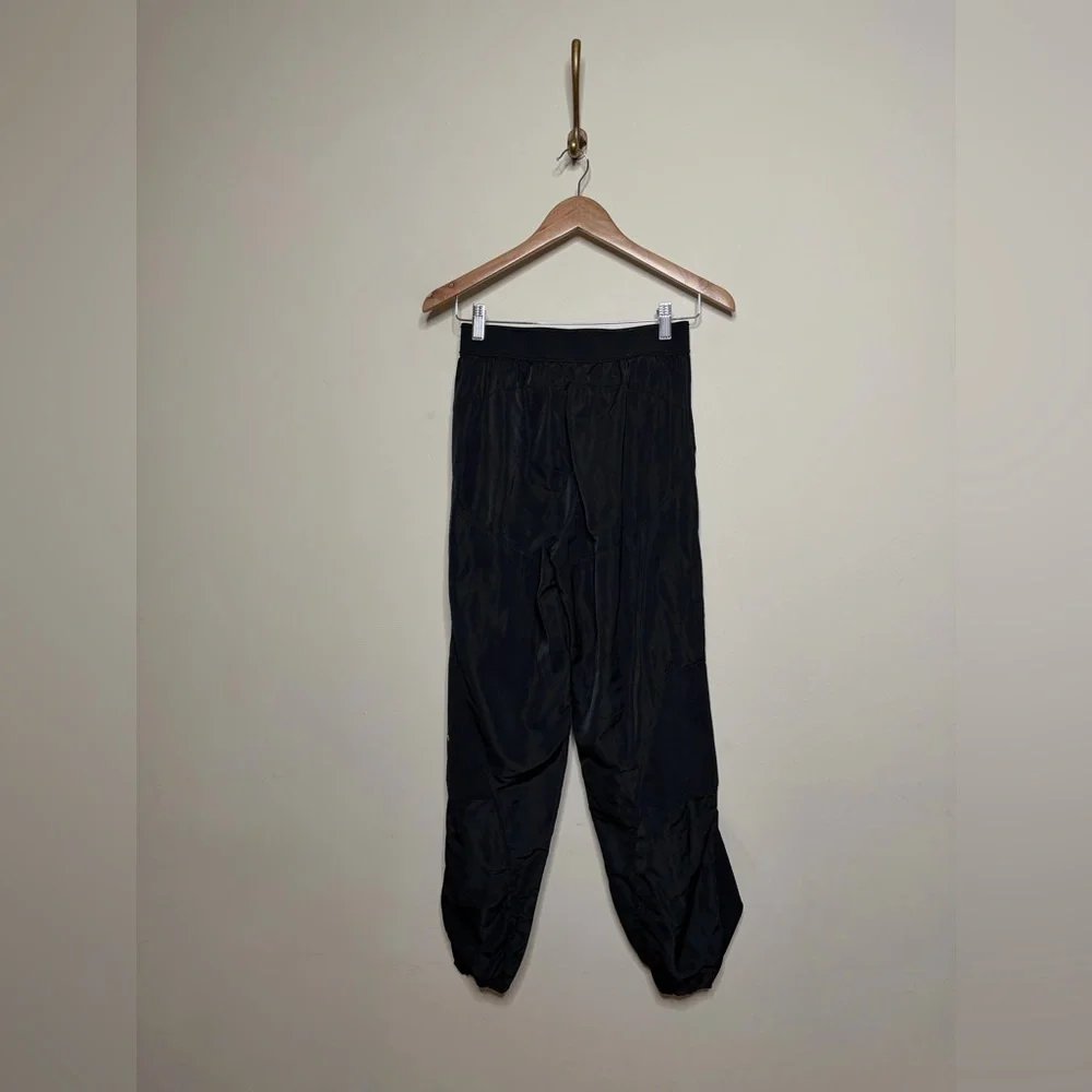 ALO Yoga Mixed Media Reinvention Jogger Pants in Black